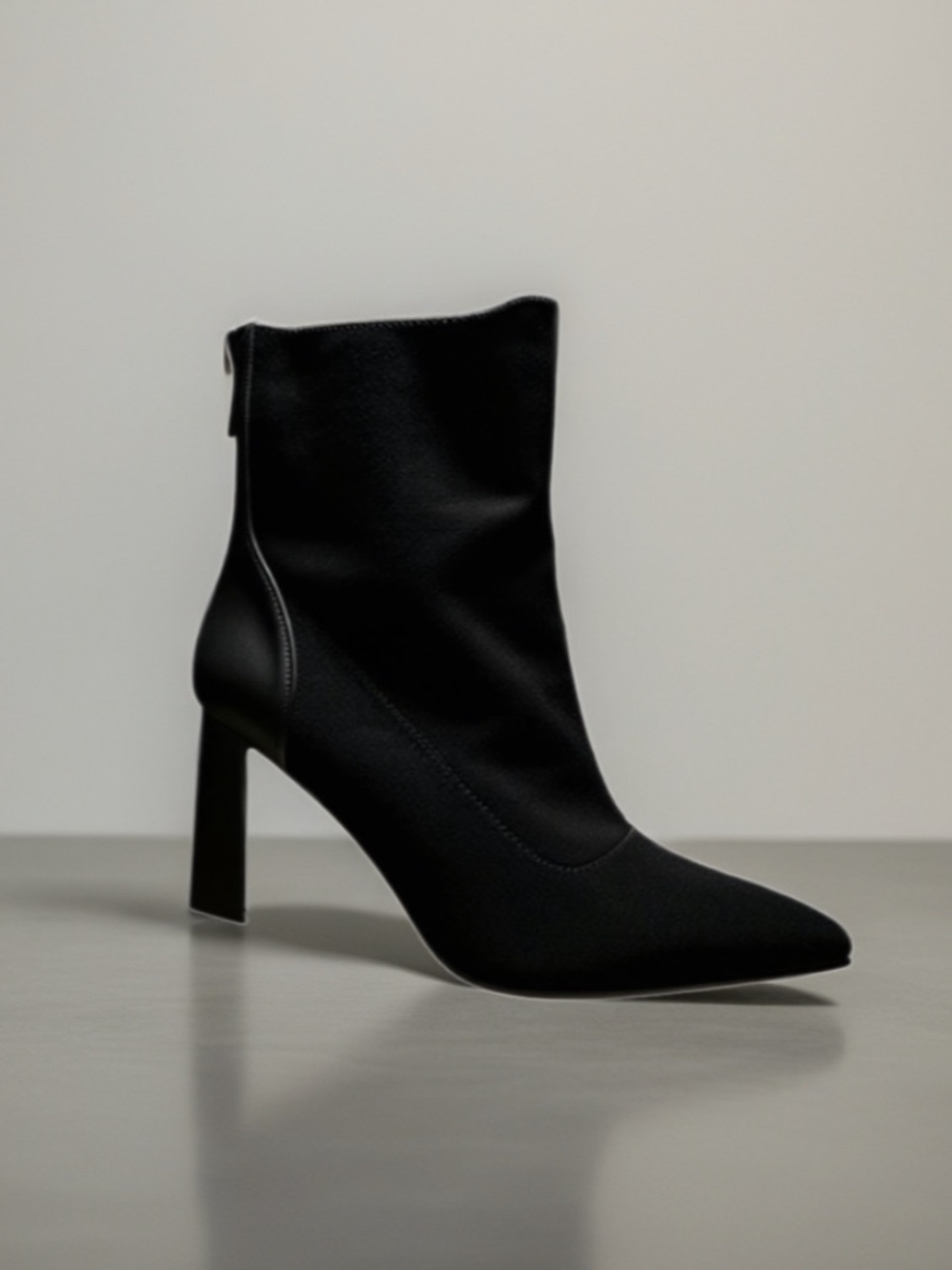 Wild Pair‎ Black Blocked Heeled Boots for Women 8.5 M New In Box